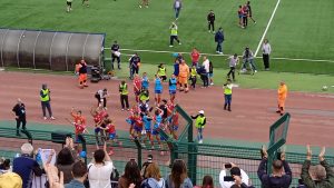 Rileggi il live Serie A Femminile - Napoli Women-Sassuolo Napoli Women-Juventus: Il Miracolo di Cercola corre verso l’Europa L’Italia riparte dal sogno Mondiale Napoli Women cala il poker e avvicina la zona Champions Serie A Femminile - Napoli Women-Parma Le pagelle di Napoli Women-Ternana. Serie A Femminile - Fiorentina-Napoli Women: formazioni ufficiali Coppa Italia Femminile - Juventus-Napoli Women Rileggi il live Serie A Femminile - Sassuolo-Napoli Women Live Serie A Femminile - Sassuolo-Napoli Women Da un episodio grave a un impegno comune: costruiamo il rispetto Lettera aperta del Napoli Women Vergani: Chiunque è venuto a Napoli si è sempre trovato bene Europei Femminili 2025: l'Italia si qualifica se Il Napoli Femminile resta in Serie A