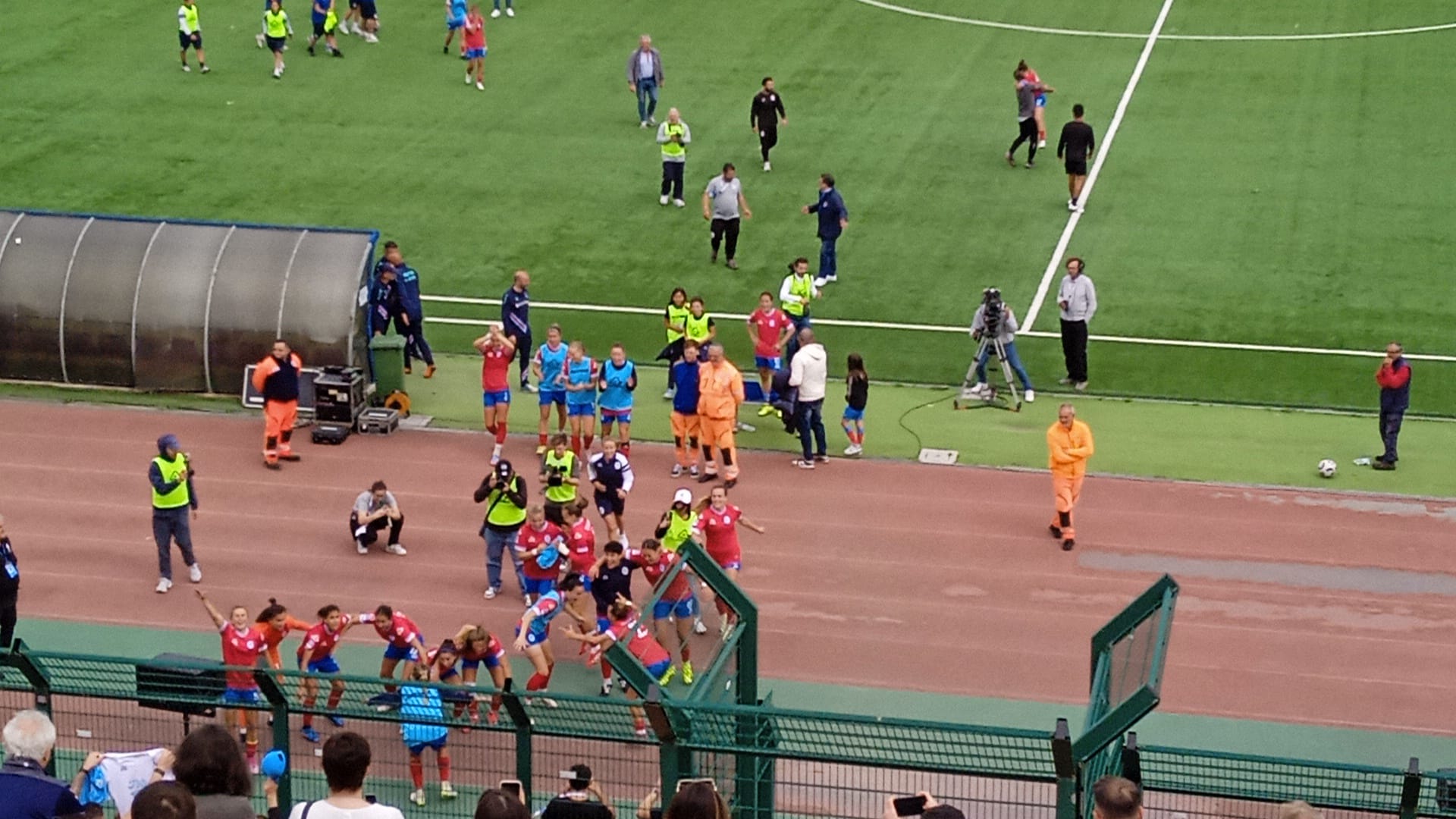 Napoli Women e Marco Zwingauer si separano Napoli Women-Sassuolo Femminile 1-1 Napoli Women-Juventus Italia femminile: è il momento della verità Napoli Women-Genoa Women Serie A Women Athora - Napoli Women-Lazio Rileggi il live - Napoli Women-Parma Basta un pareggio al Napoli Women Napoli Women sognate ragazze: state facendo la storia Juventus-Napoli Women: formazioni ufficiali Coppa Italia Women - Napoli Women-Juventus Il Milan Women espugna Cercola Serie A Femminile Athora - Napoli Women-Inter il Napoli Women batte la Ternana e resta in vetta alla Serie A femminile Serie A Femminile - Napoli Women-Fiorentina Juventus Women travolge il Napoli e sogna la Final Four Paola Di Marino: la bandiera del Napoli Femminile saluta il campo Europei Femminili 2025 Le protagoniste della salvezza del Napoli Femminile