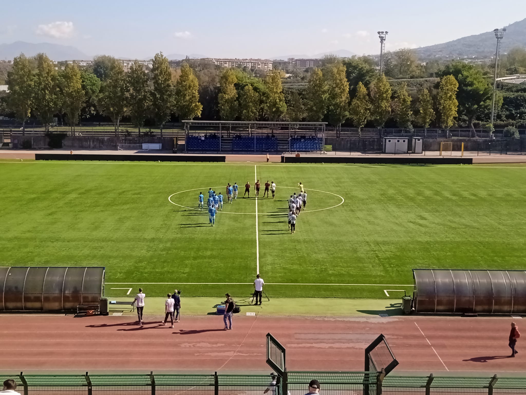Live - Campionato Primavera 1: Cagliari-Napoli. Lazio-Napoli Primavera 1-0 Napoli Primavera-Genoa: Conte in tribuna a Cercola Troy Tomsa e la folle reazione contro l’arbitro Campionato Primavera 1 - Napoli-Torino Campionato Primavera 1 - Lecce-Napoli: probabili formazioni Dario Rocco: I ragazzi hanno fatto una Youth League stupenda Dario Rocco: Senza il sacrificio non si va da nessuna parte Campionato Primavera 1 - Atalanta-Napoli